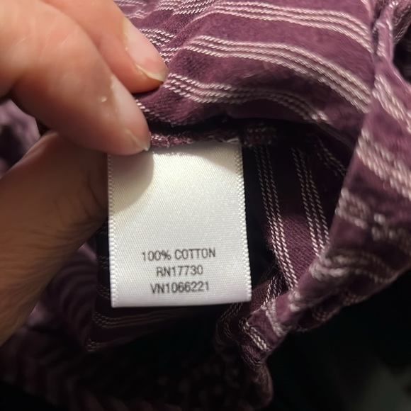 Merona wine/white stripe blouse. Drawstring waist. Convertible sleeve - Picture 10 of 10